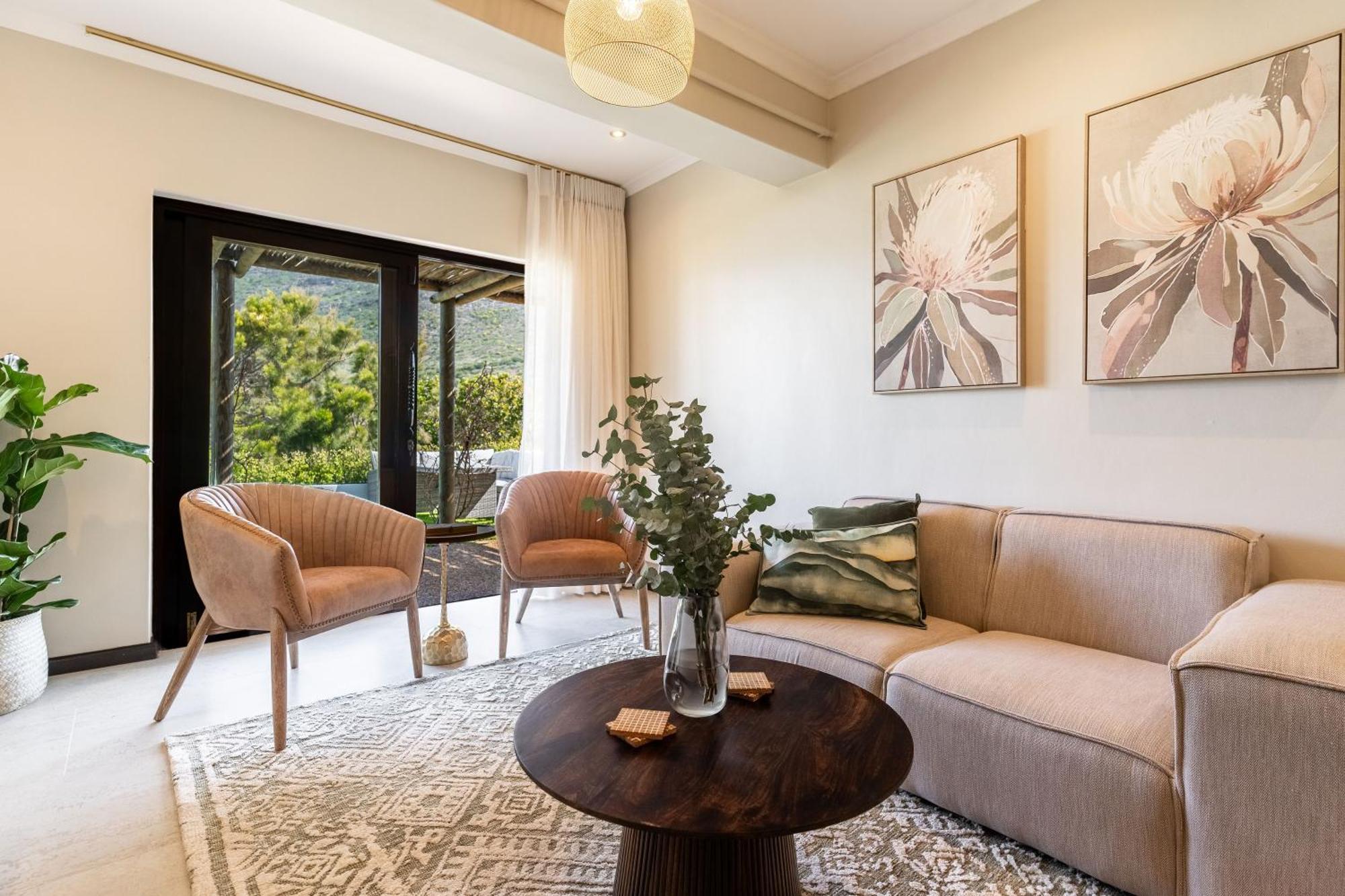 Sunsets On Little Lion's Head Apartment